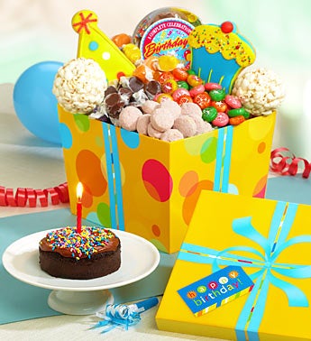 Birthday Cake Popcorn on Great Big Happy Birthday Sweets   Treats Gift